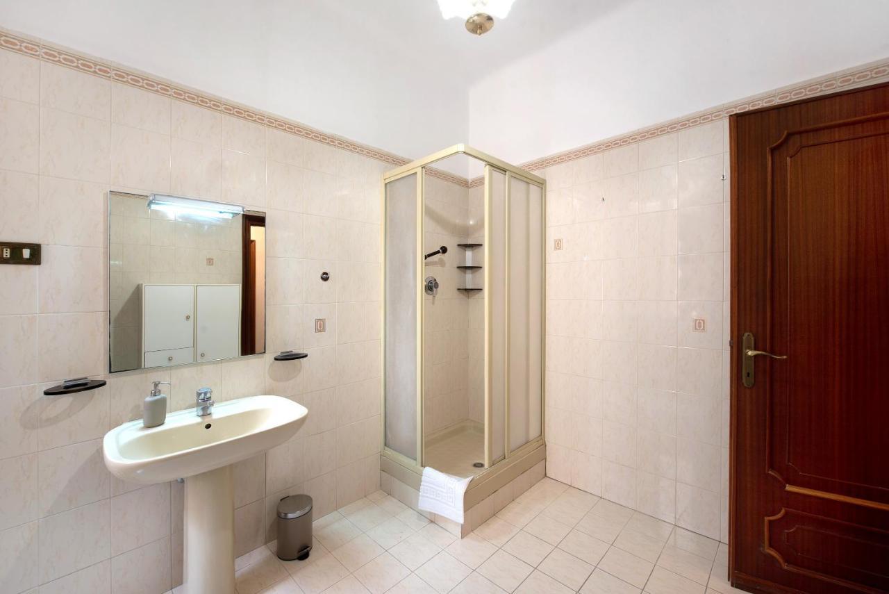 Dolphin House Appartement Genua